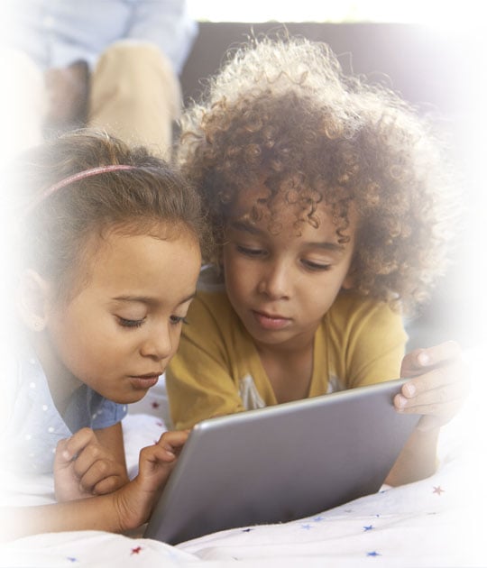 Kids using SpellingCity